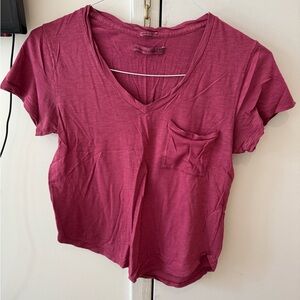 Abercrombie & Fitch Vneck Red Burgundy Tshirt